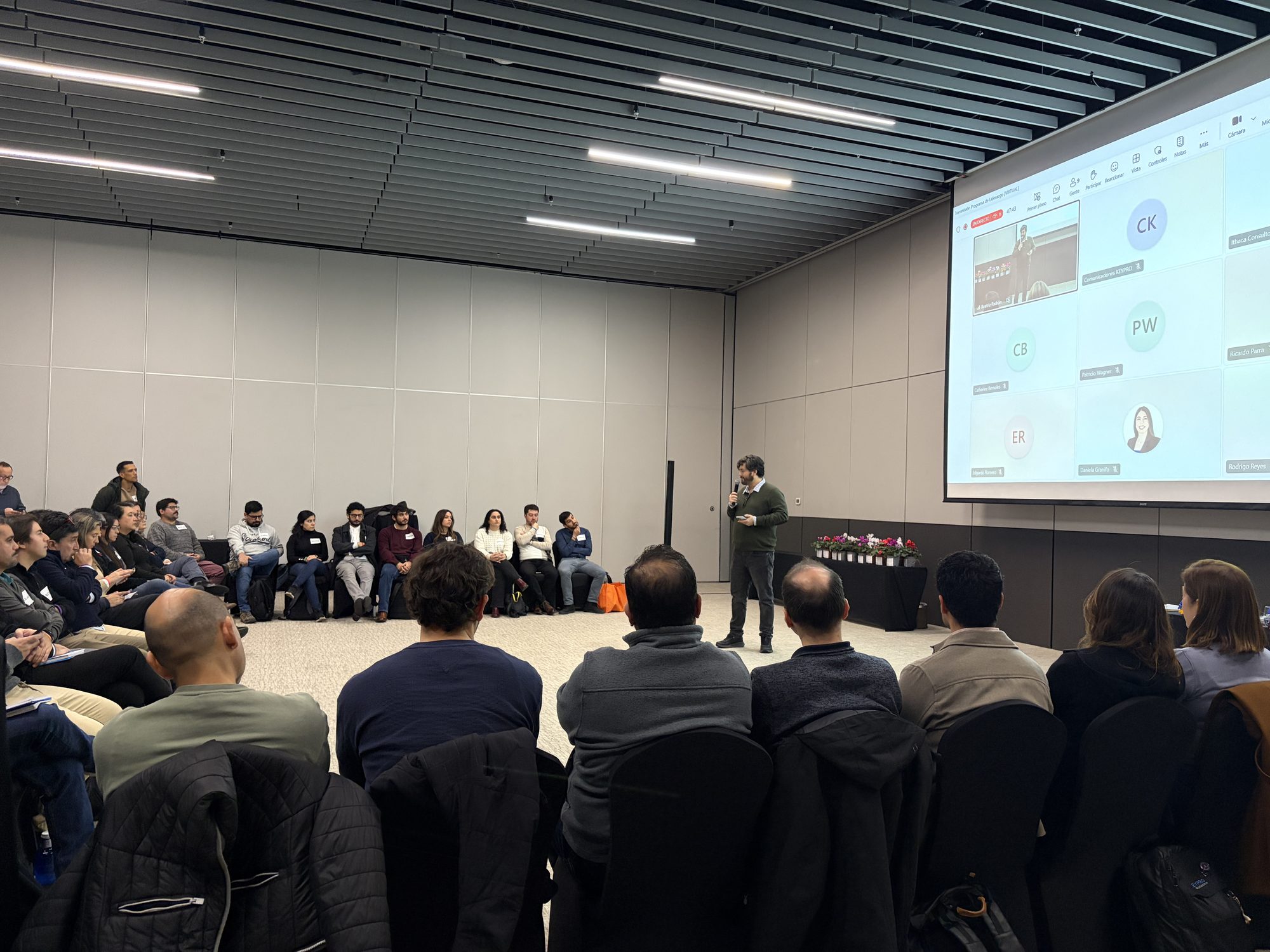 Líderes de Keypro en el inicio de la tercera etapa del Programa de Liderazgo